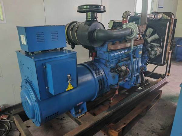 薛城100kW柴油发电机组使用多级机油有哪些优缺点？